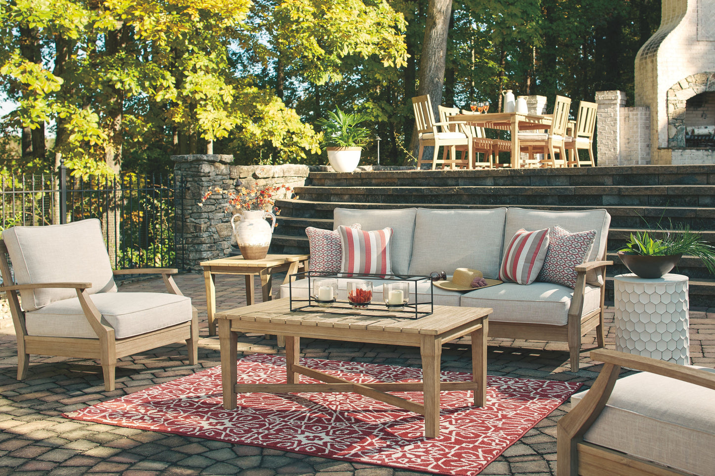 Clare View - Beige - Sofa with Cushion