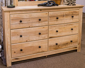Makidern - Six Drawer Dresser