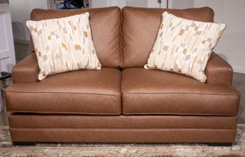VillaCourt - Caramel - Loveseat